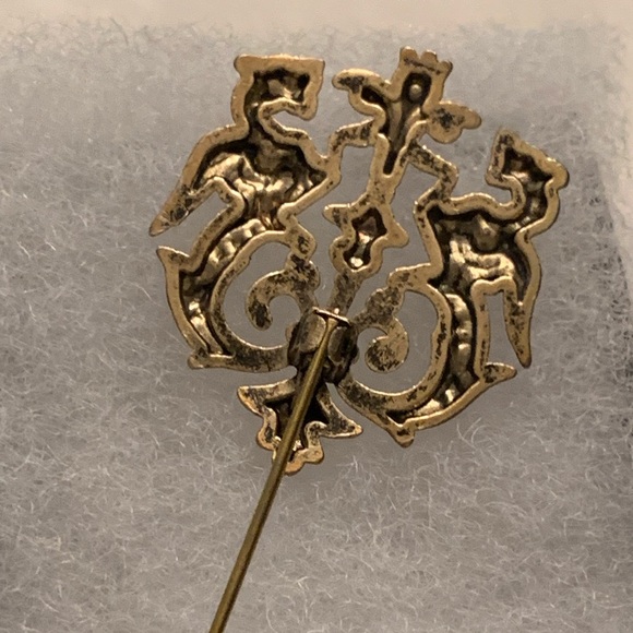 Vintage Double Lion Crest Stick Pin Shield Brooch Copper Tone Lapel - Picture 4 of 6